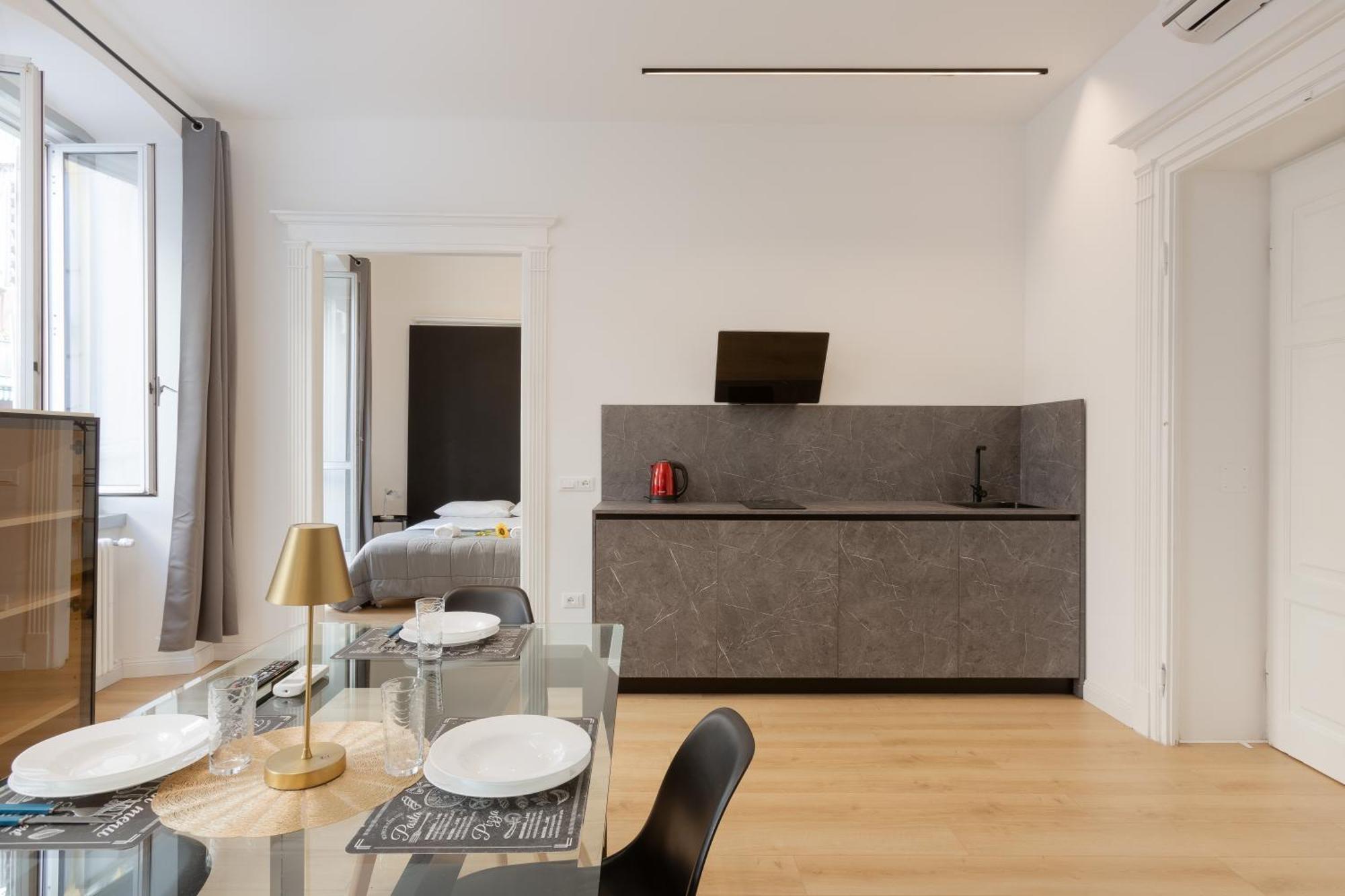 Snapstay Luxury Apartments In Centro A Triest Exterior foto